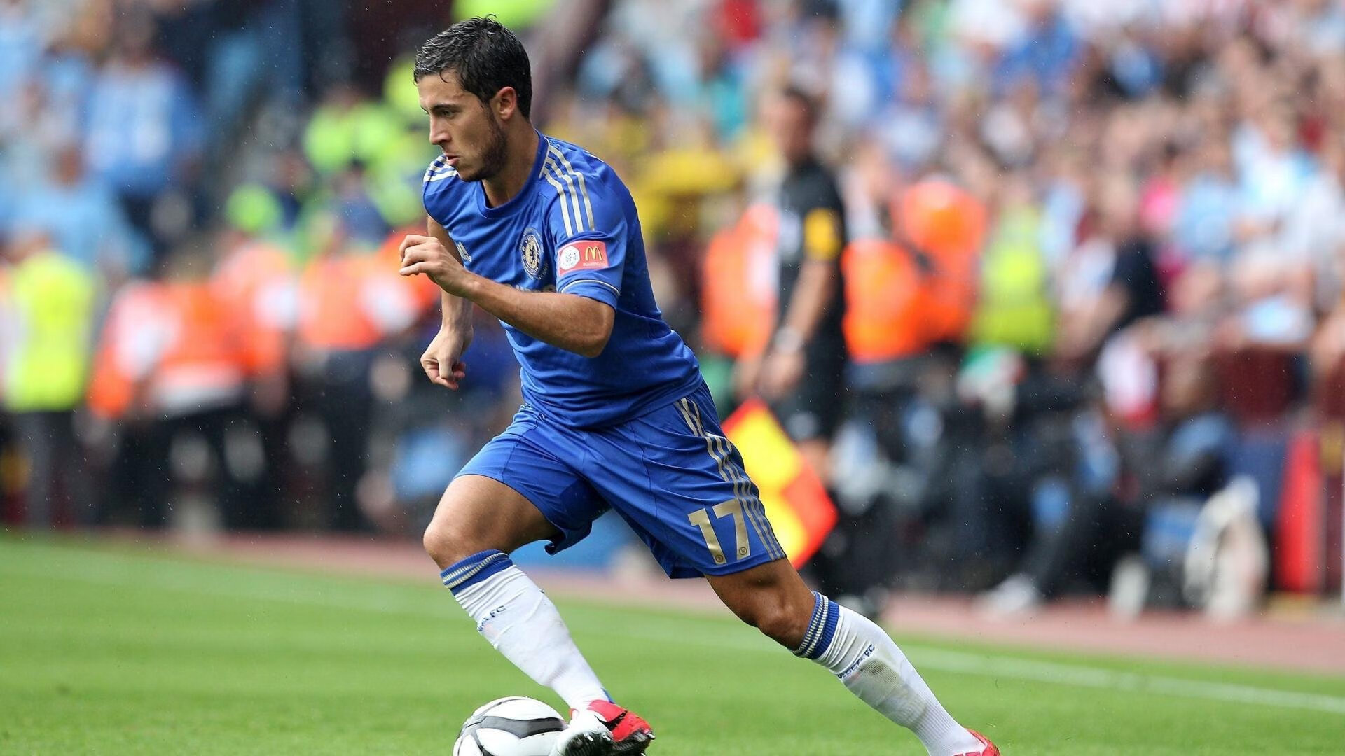 开云下载-恩多比·恩乔：完美的转换踢球让南非队在比赛中占据主动，恩多cba